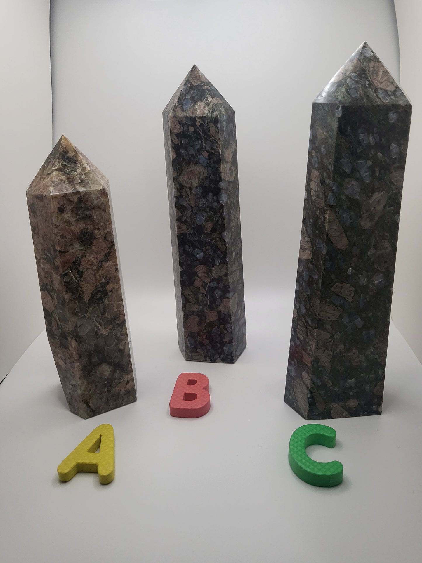 Que Sera / Llanite Towers