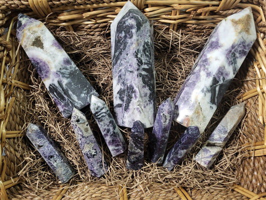 Purple Sphalerite in Quartz and Jasper Towers
