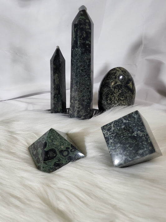 Kambaba Jasper Pyramid